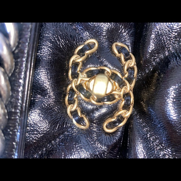 Handbag - Picture 9 of 14